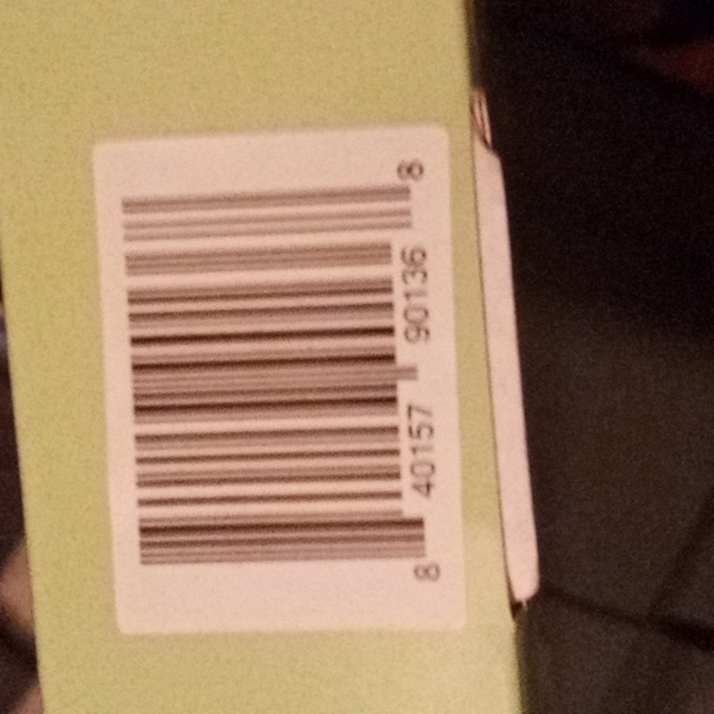 Jeffree Star 420 Mint Green Soft Touch Mirror *CURRENTLY UNAVAILABLE ON JSC!* - Picture 7 of 7